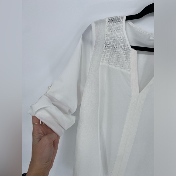 Calvin Klein white sheer blouse with roll up button adjustable sleeves med - Picture 11 of 11